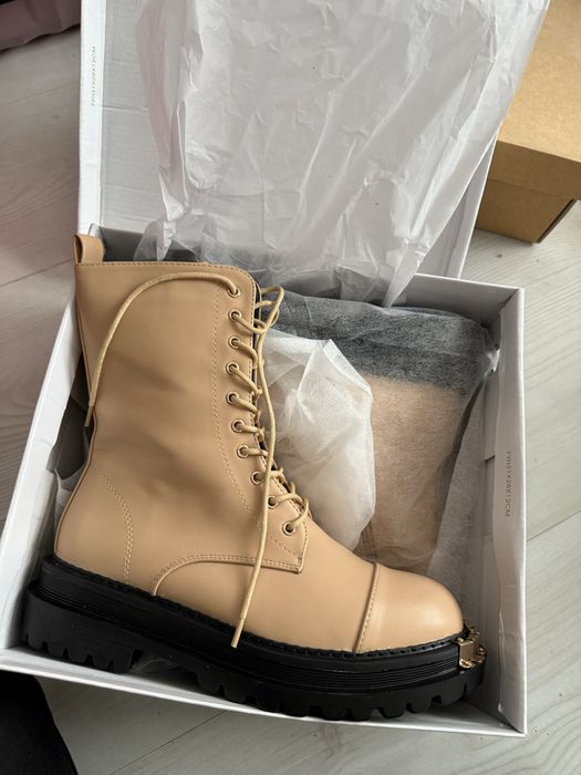 Бежови боти есен-зима