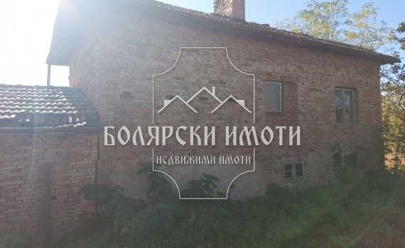 Продава се Къща в с. Михалци, Област Велико Търново - 200 кв.м за 64 €/кв.м - Снимка #2