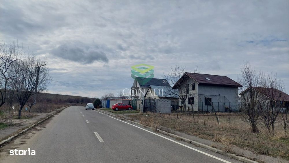 Vila la rosu cu 2000mp curte in comuna Cornetu