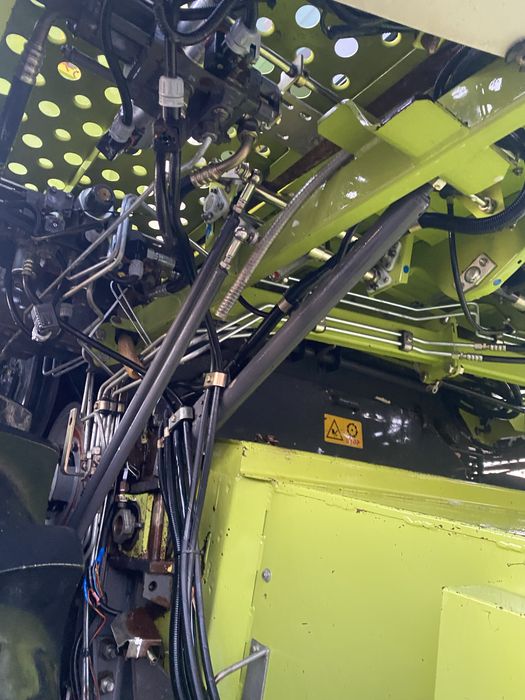 Vând combină CLAAS DOMINATOR 88 VX