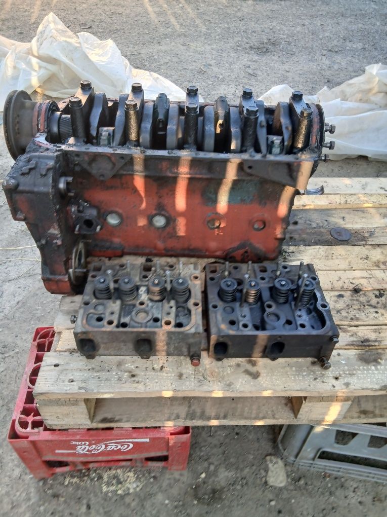 Vand baie ulei pt motor d127 și bloc motor