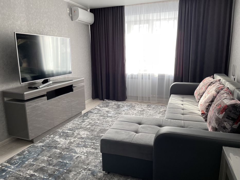 Сдам люкс 1.5 в центре