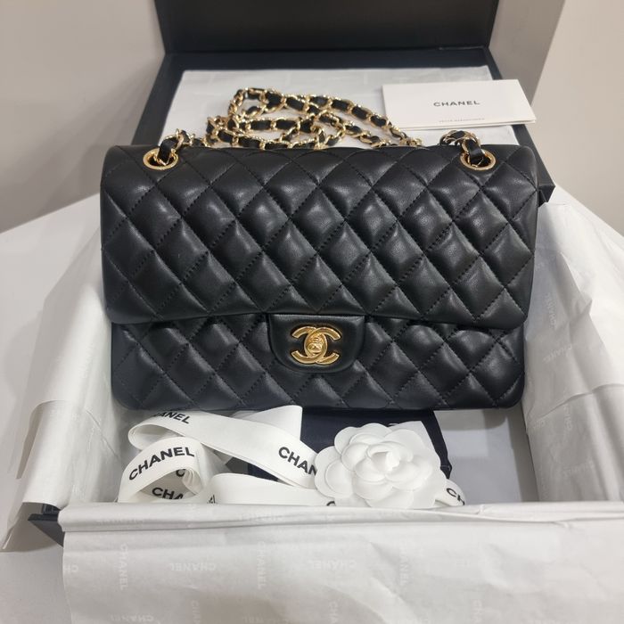 Продается сумка Chanel