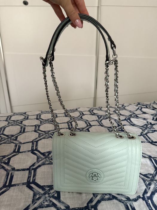 Дамска чанта Guess