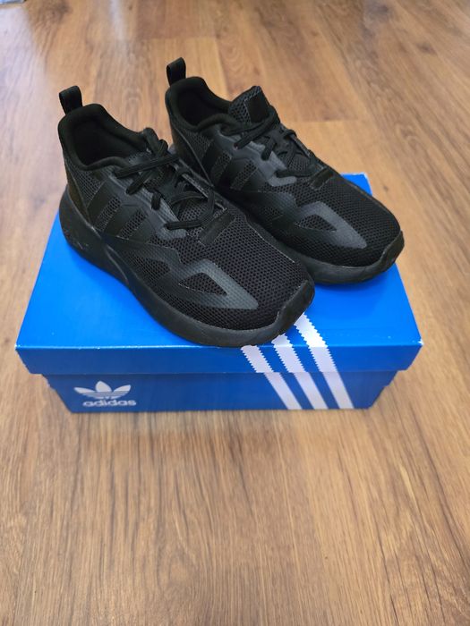 Adidas  - оригинални детски  маратонки