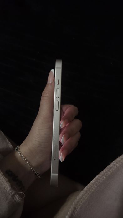 IPhone 13 256gb + Apple watch SE 2