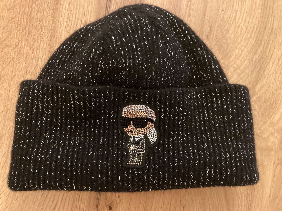 Вълнена дамска шапка Karl Lagerfeld