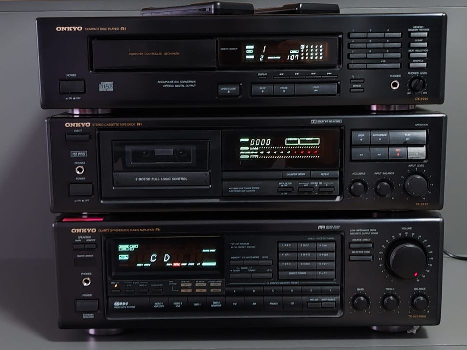 Linie audio ONKYO ,amplituner/cd player/deck