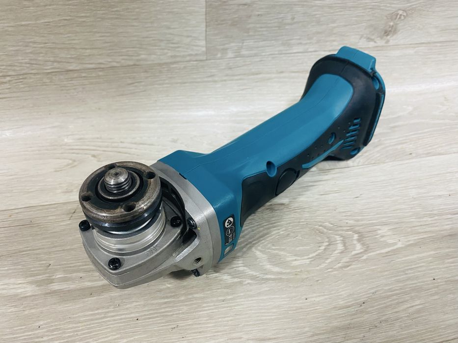 Flex Makita DGA452
