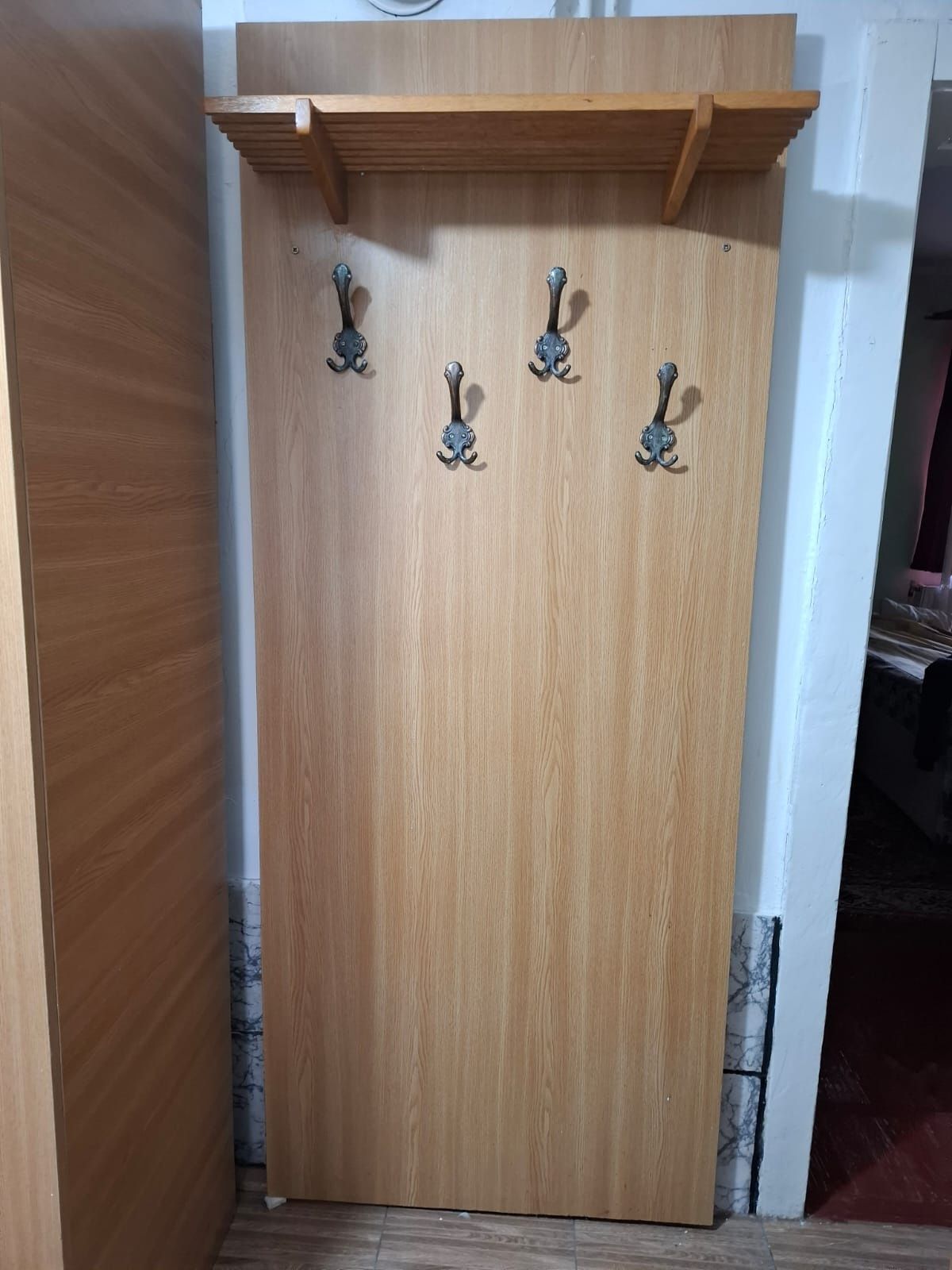 Dulap 3 uși și cuier
