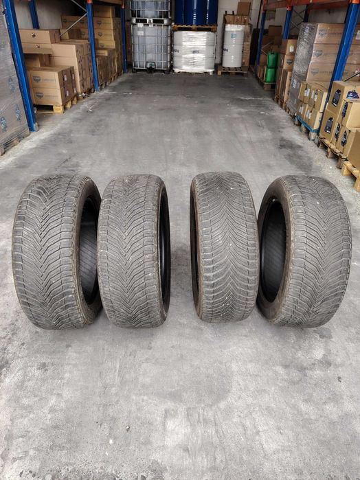 Vând 4 cauciucuri Michelin 225/55/18