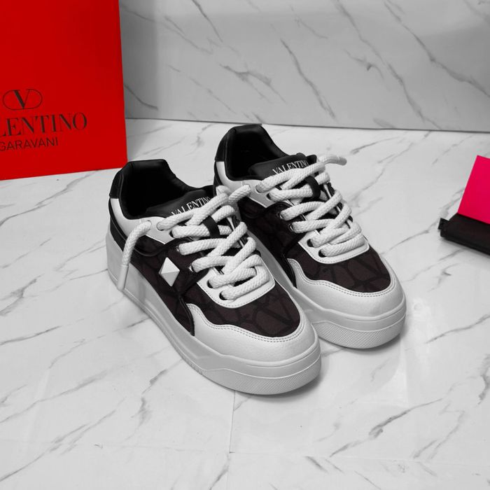 Adidasi Valentino Garavani one stud XL