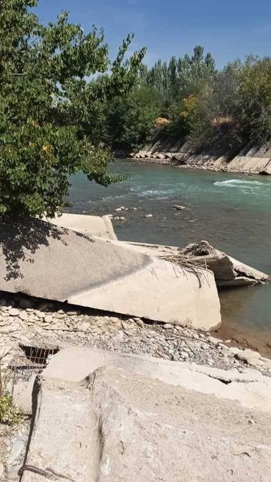 UY sotiladi 10 sotik