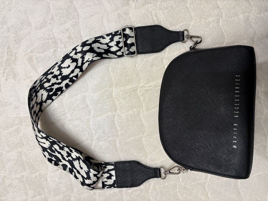 Черна дамска чанта Mohito