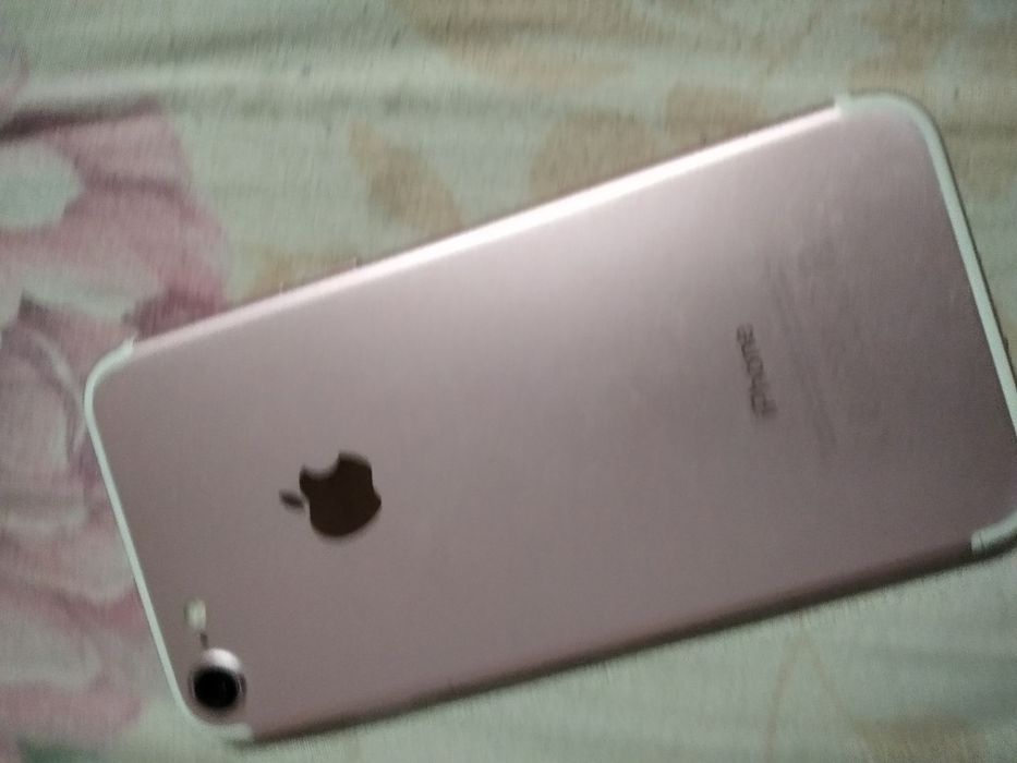 Айфон 7 рабочий но не заряжается