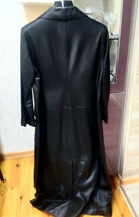 Женская верхняя одежда.