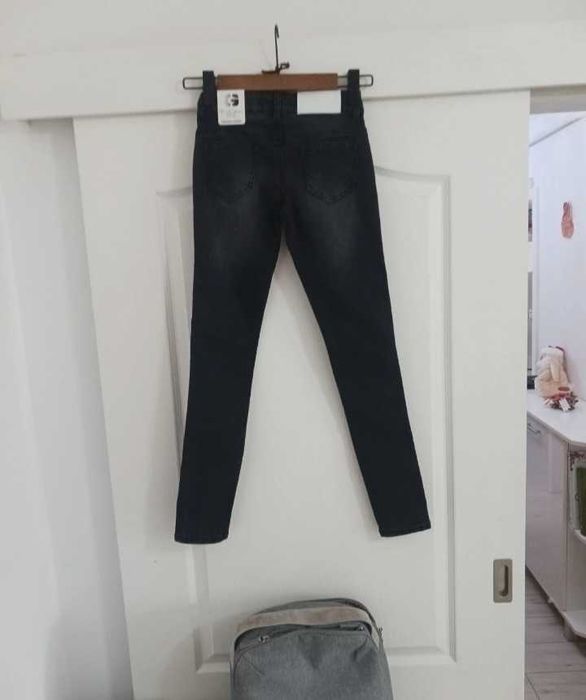 Blugi NOI fetite Grund -10 ani