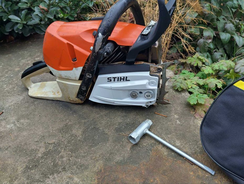 щил 462 C - stihl MS462  C- штил 462 C - бензинова РЕЗАЧКА