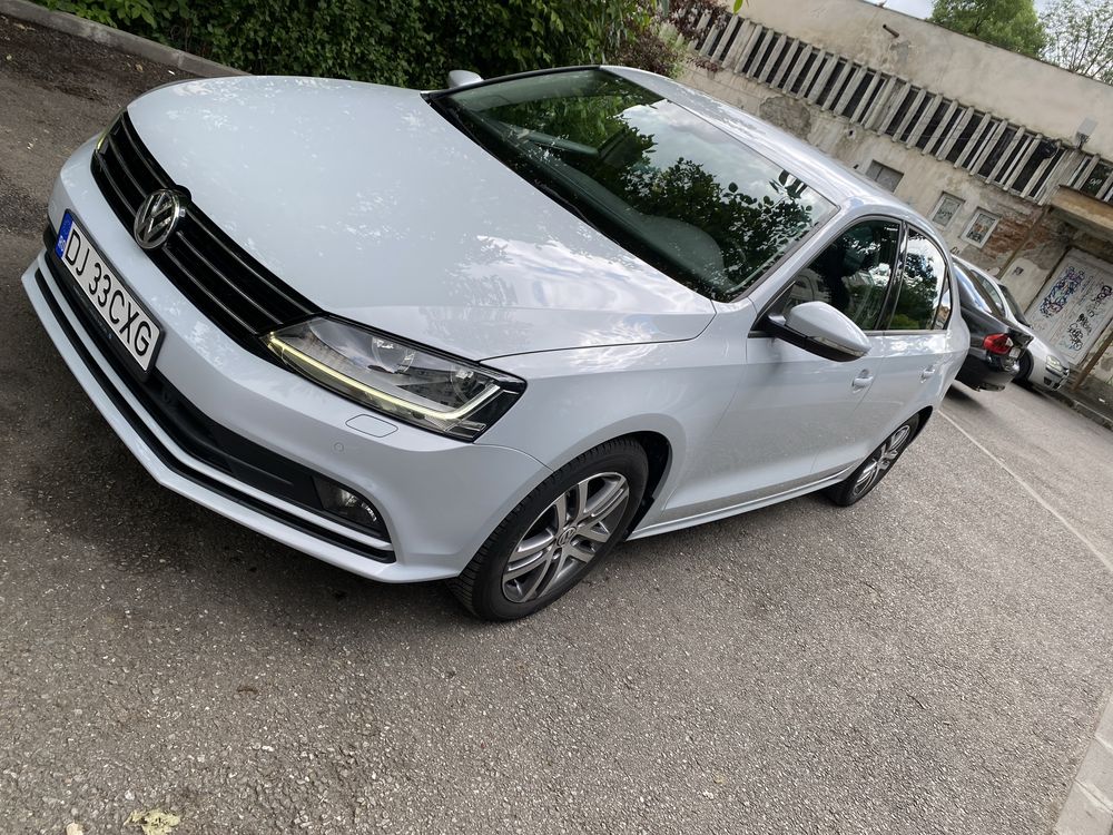 Vand Volkswagen Jetta 1.2 tsi 2017 124.000km