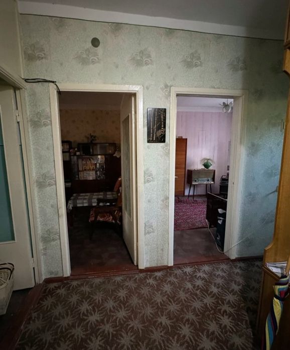 Юнусабад 18, 2/1/4 КиРпИч 77 Серия Балкон 6 на 2 Средний Ремонт