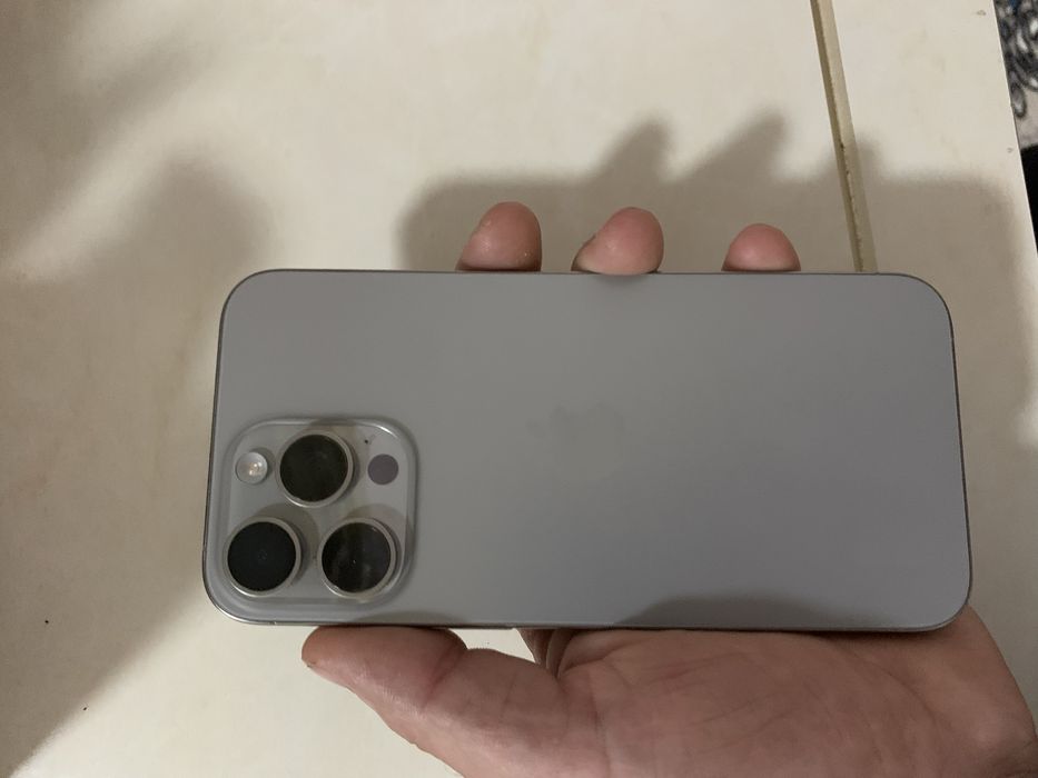 Iphone 15 pro max idial