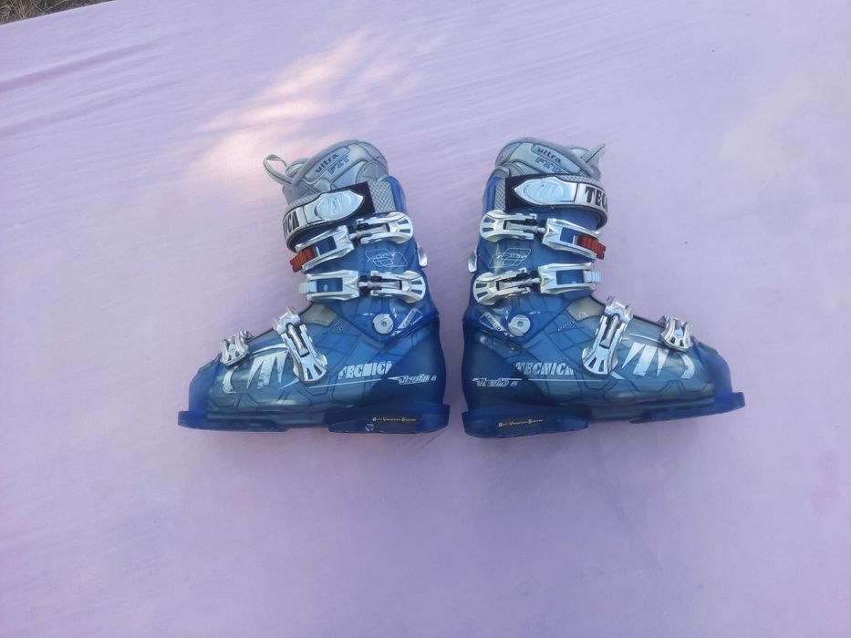 Ски обувки TECNICA 24-24,5см.