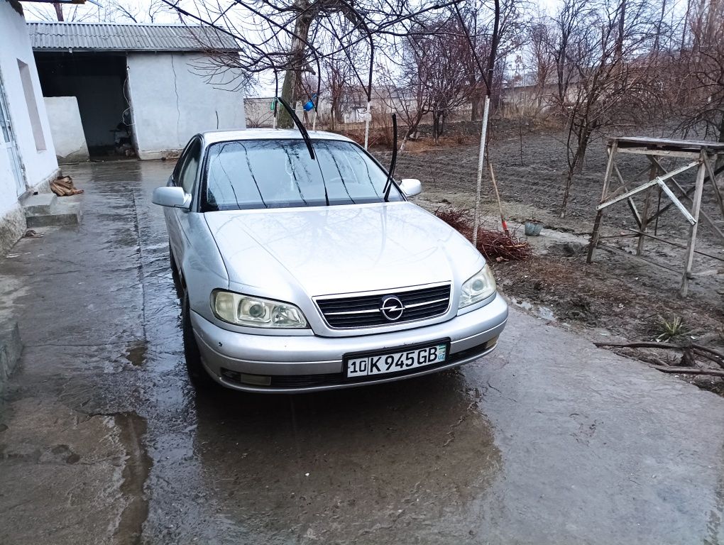 Opel omega B 2.    ...