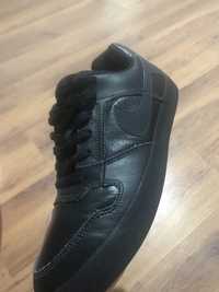 Nike  SB N43 -27,5см