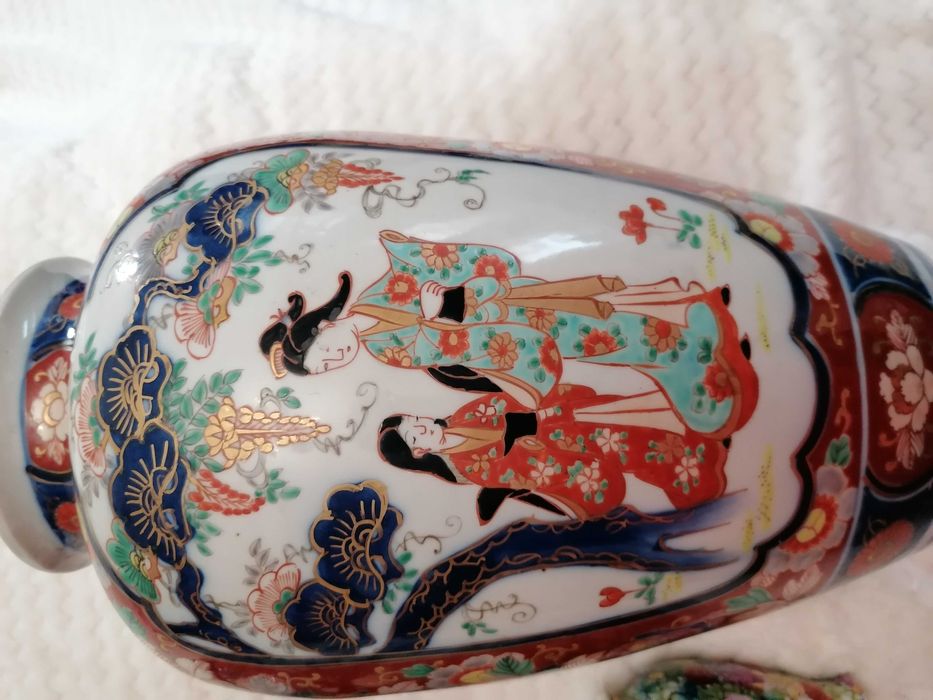 Антични порцеланови вази Азия