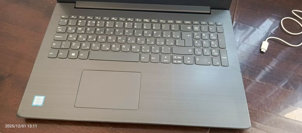 Pul kk srochni sotiladi  core i5  8 pakalena Ram 8gb/512