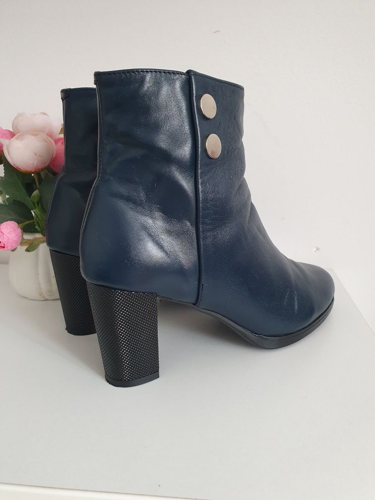 Pantofi sandale 37
