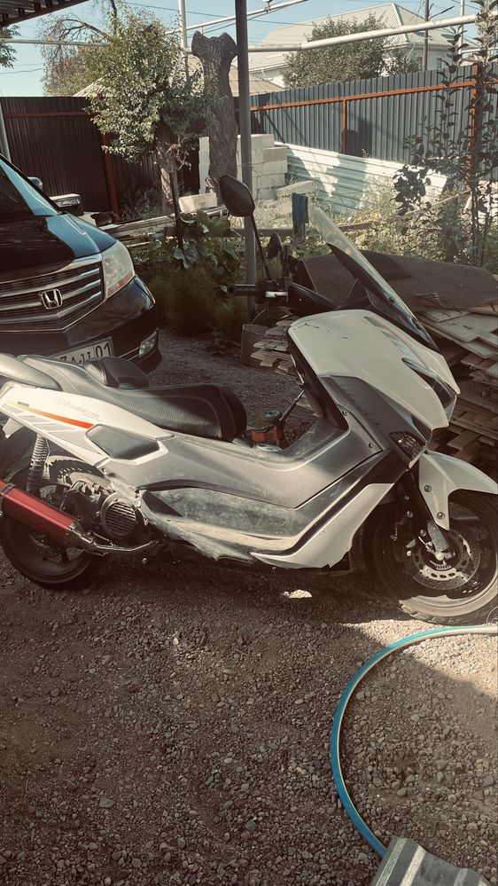 Продам мопед N-Max