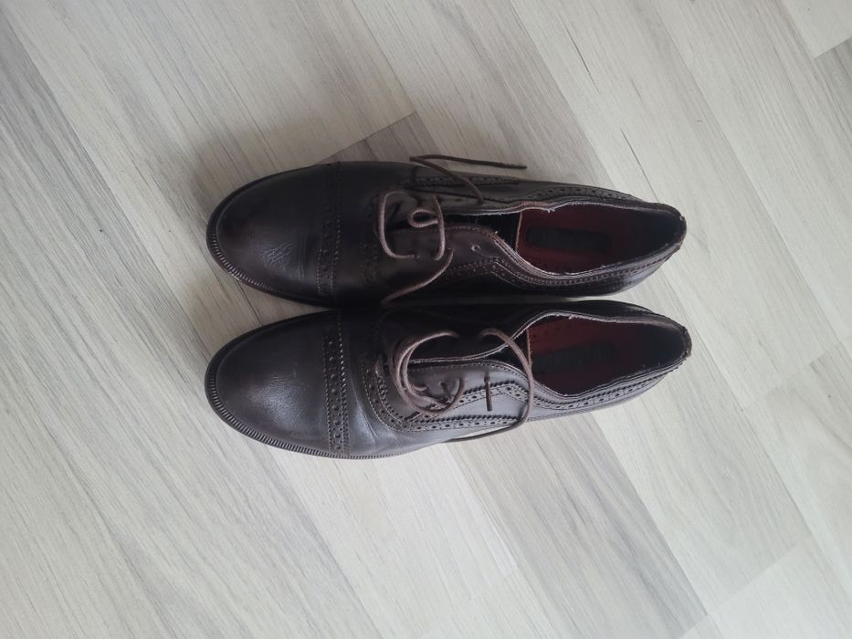 Pantofi de piele  naturala marime 39