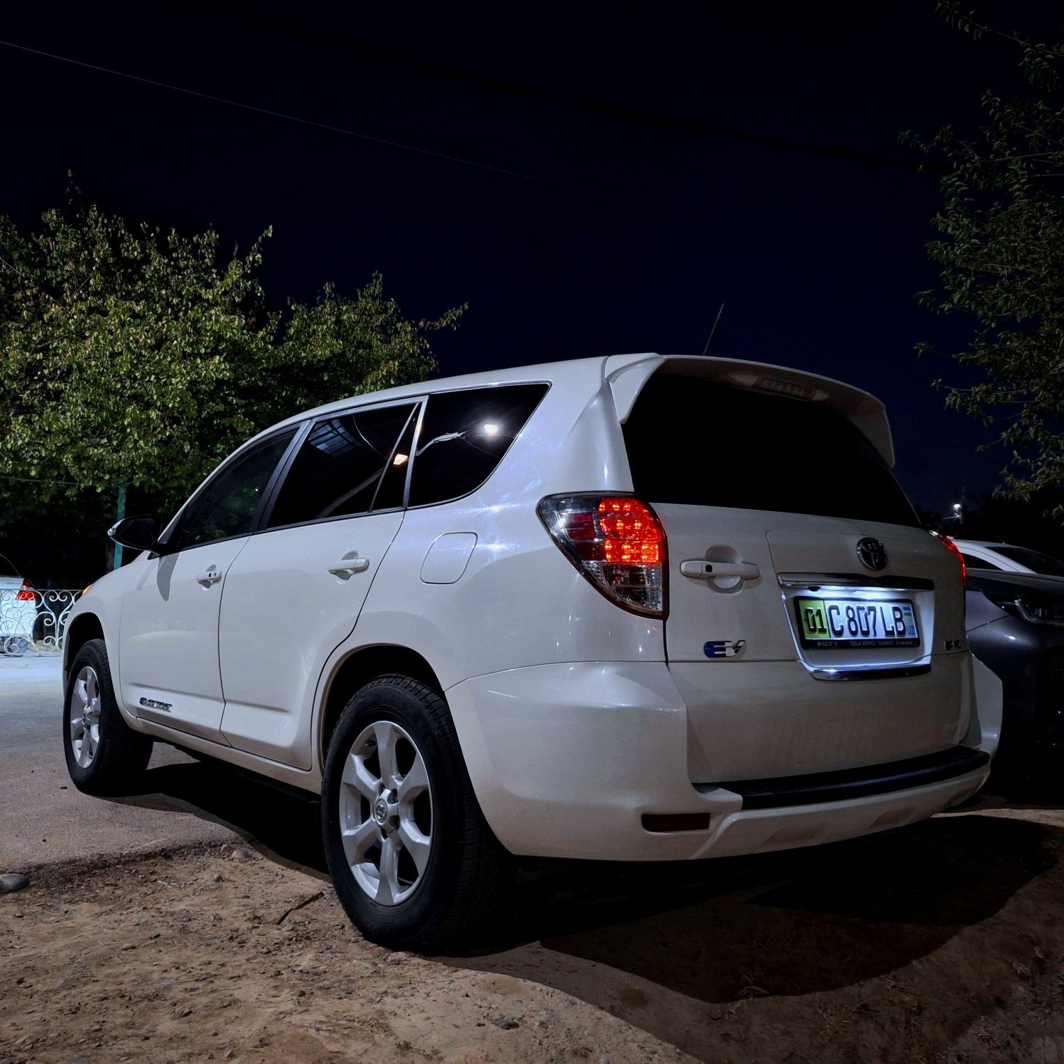 Toyota Rav4 EV Электромобил