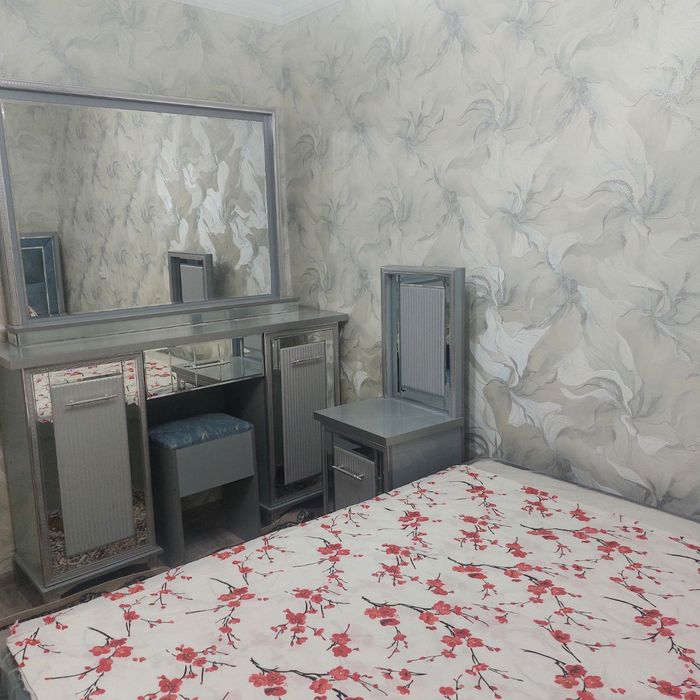 Аренда чиланзар 26.  Трёх  комнатная. Балкон 2*6