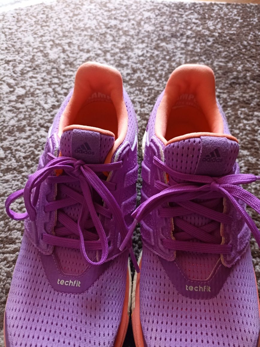 Маратонки Adidas supernova boost 38