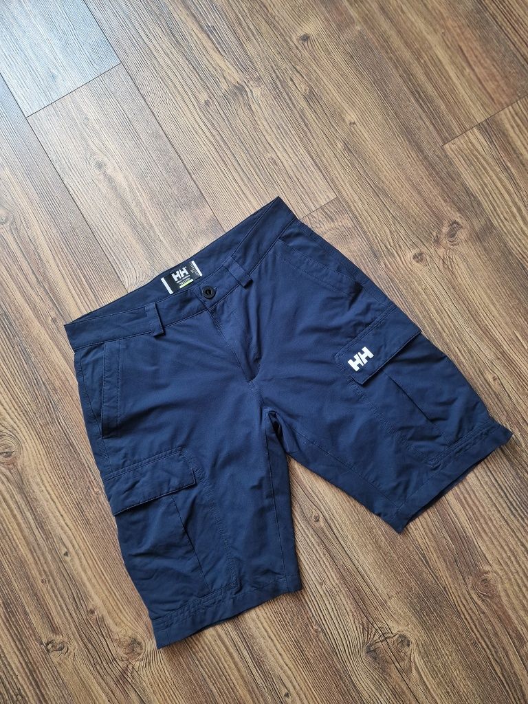 Страхотни мъжки къси панталони HELLY
HANSEN, размер 32,без забележки к