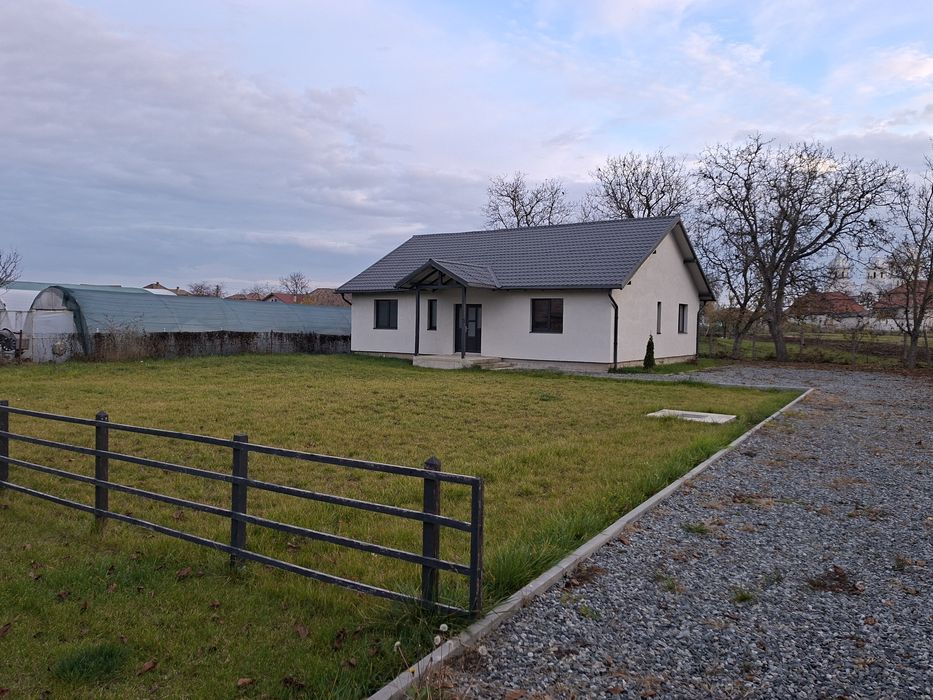 Vând casă nouă an 2024!