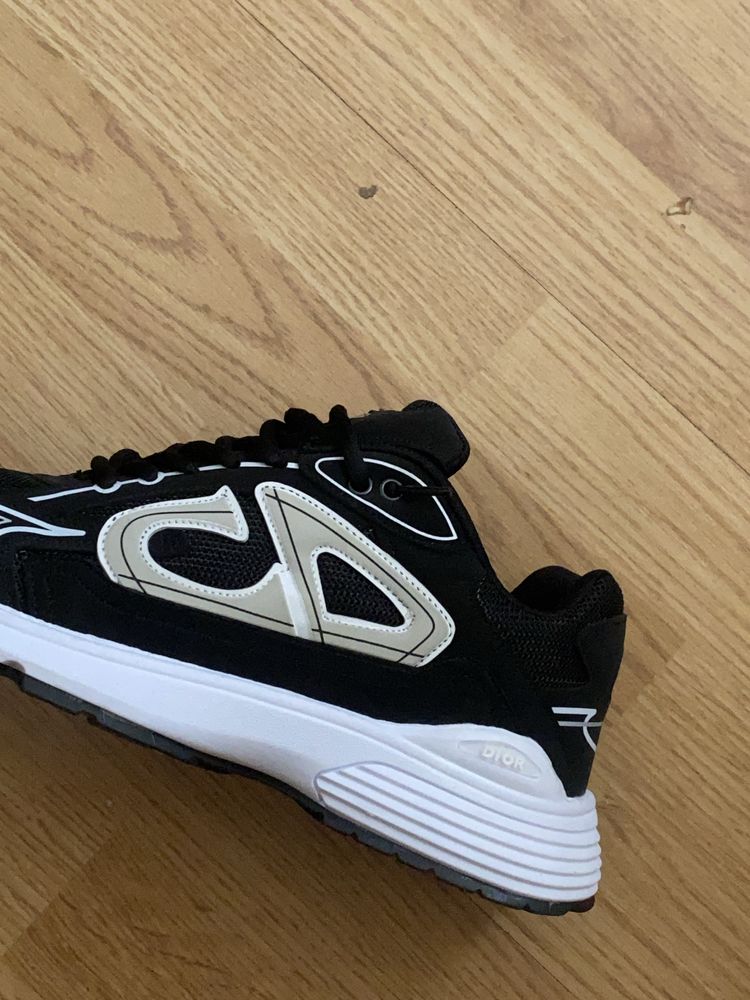 Adidasi dior b22