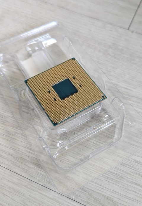 GIGABYTE B450M DS3H + RYZEN 7 5800X 8-Core (4.7 GHz ) AM4 + Охладител