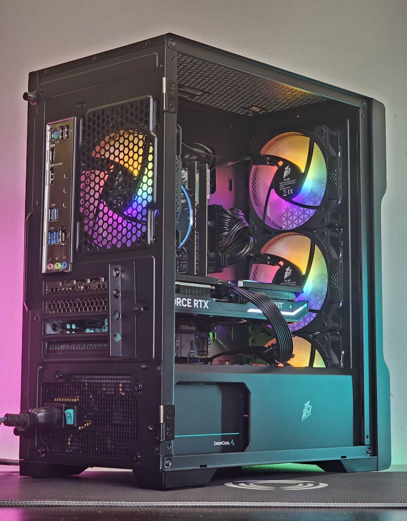 Core i7-13700F/RTX 4070 12GB/RAM 32GB/M.2 512GB/Чисто Нов+Гаранция!
