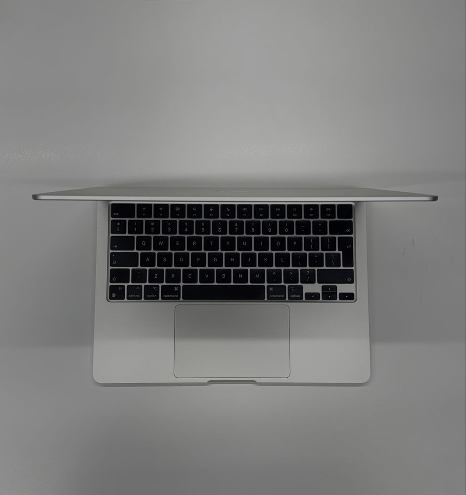 Macbook Air M2 | 8/256