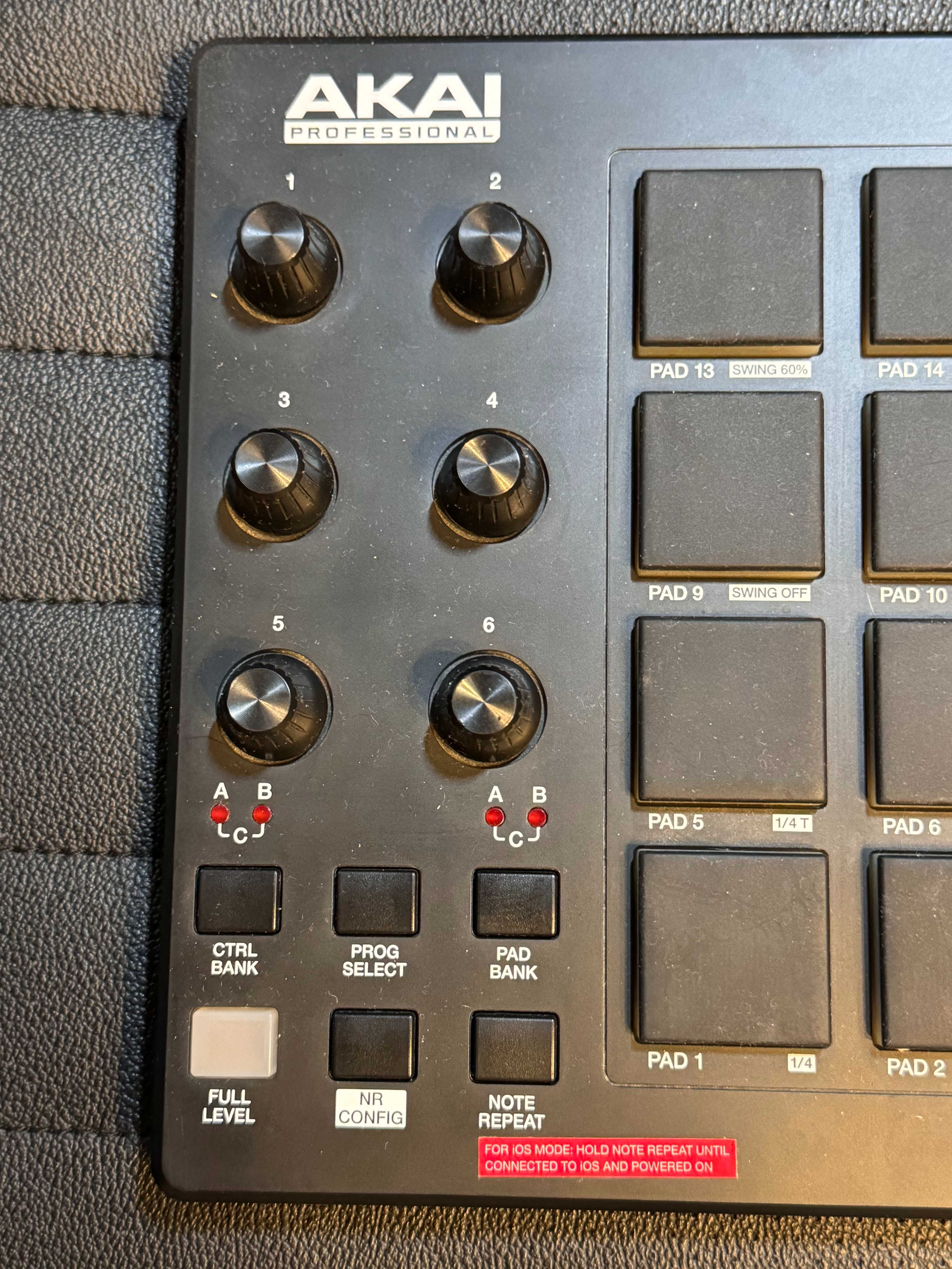 MIDI-клавиатура Akai Pro MPD218