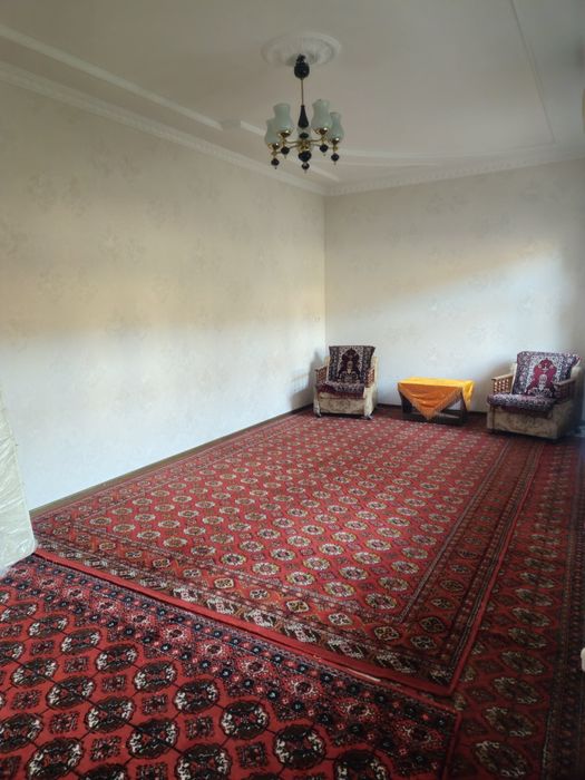 Uy sotiladi srochna atp parsezda yolli yuzida