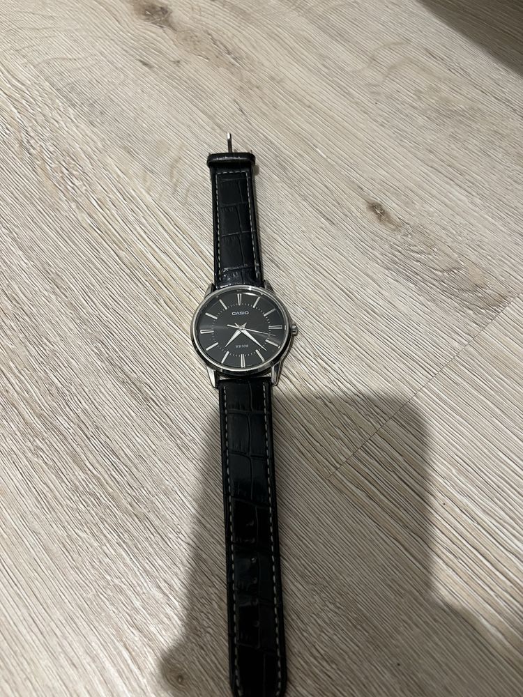 Часы Casio.