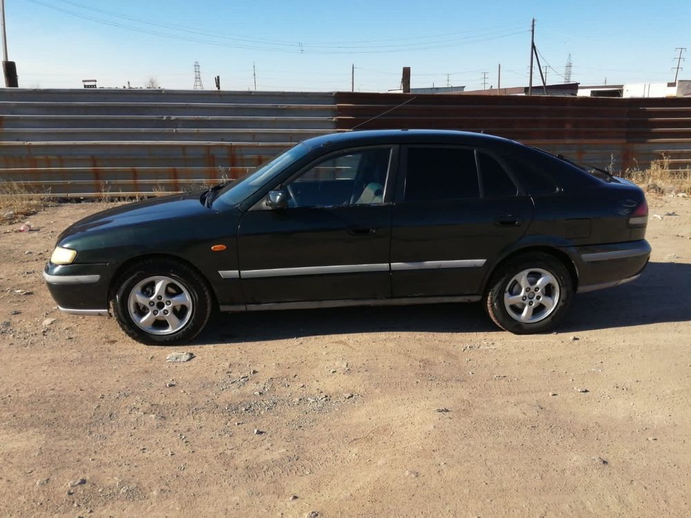 Продам  Mazda 626 птичка