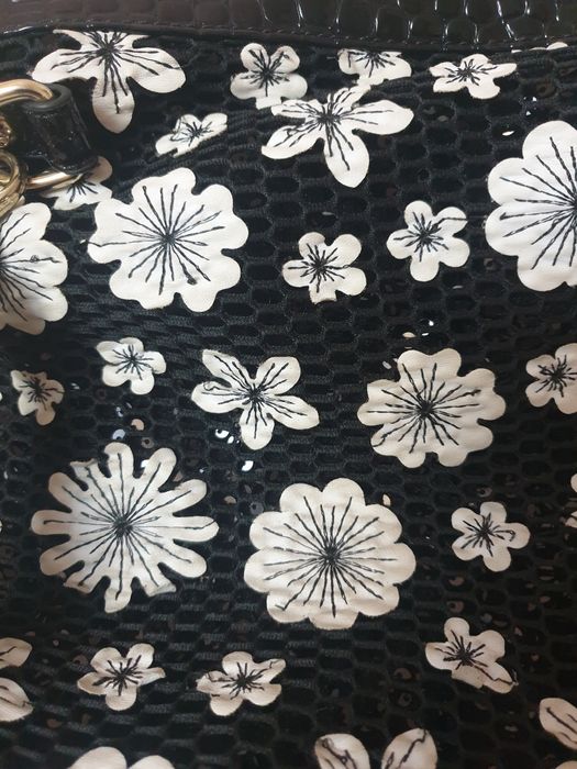 Продам женскую сумочку Новая