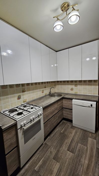 Продам кухонный гарнитур