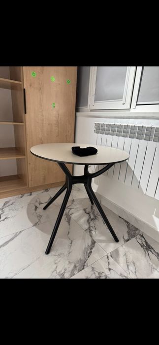 Столы цветы тренажёрный лестница