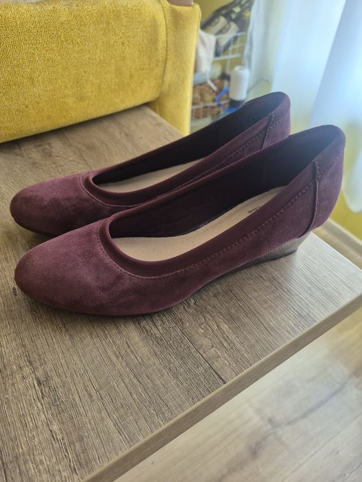 Чисто нови дамски обувки Clarks